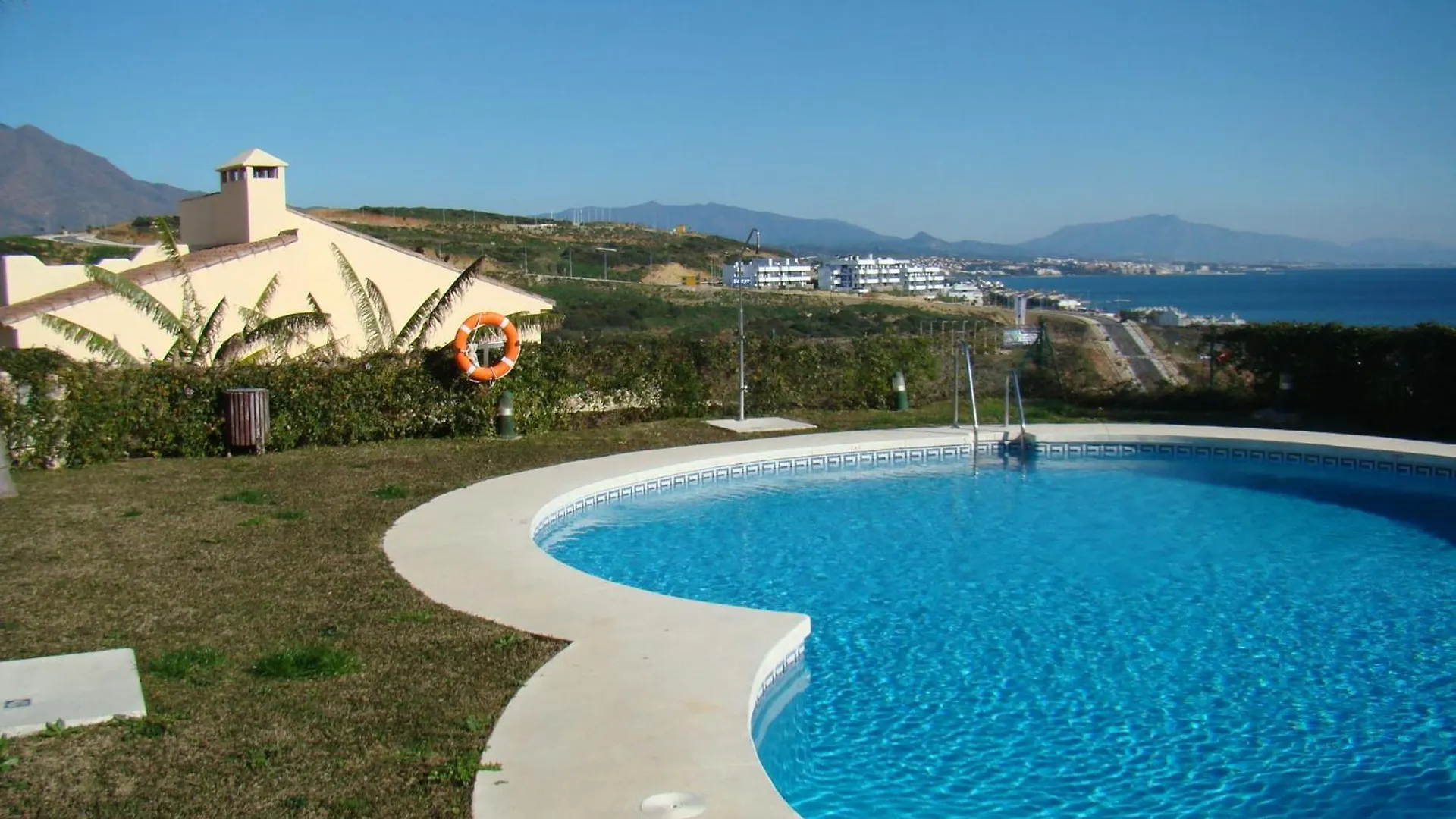 Appartement Penthouse Terrazas De La Bahia à Bahia de Casares