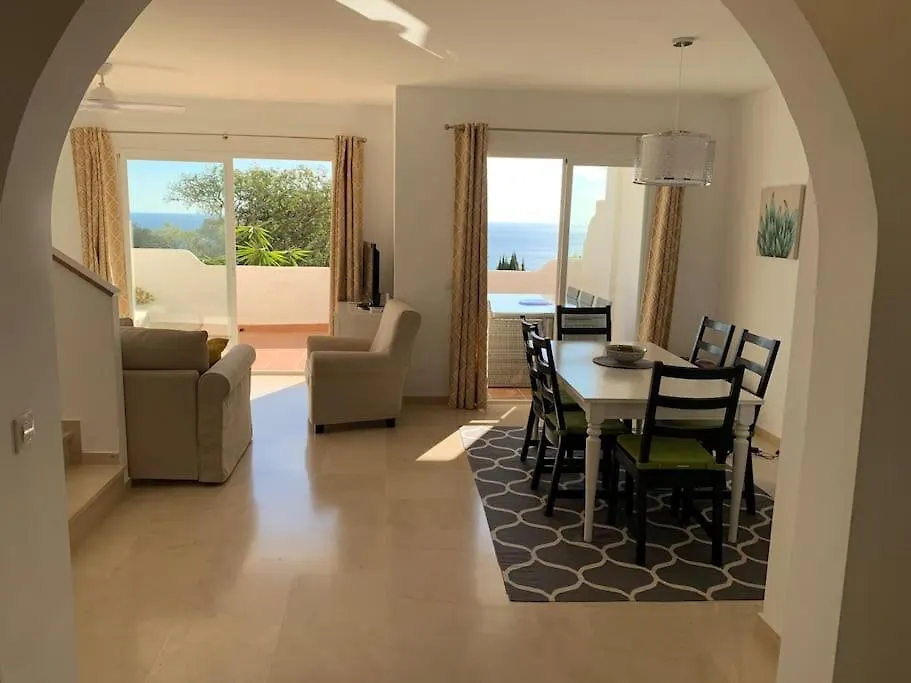Appartement Penthouse Terrazas De La Bahia à Bahia de Casares
